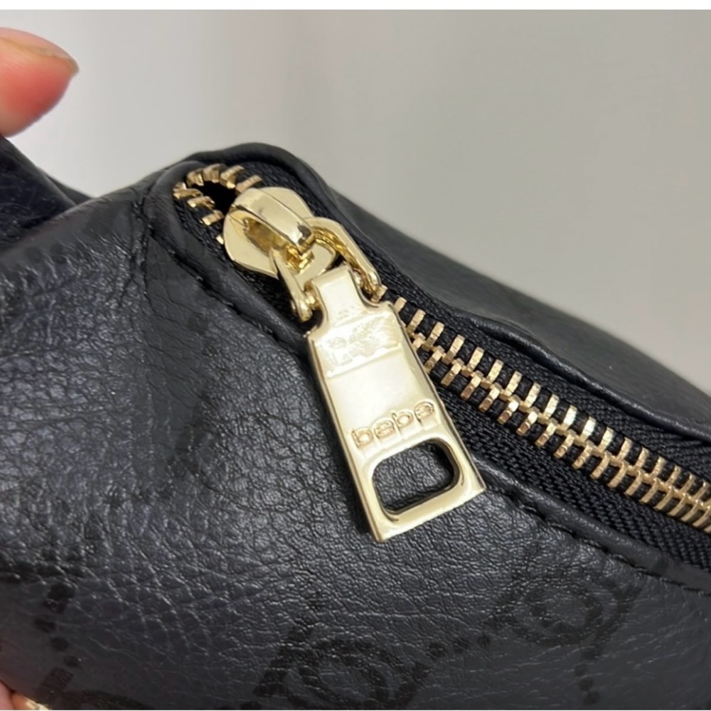 🚨BEBE FANNY PACK EUC ♥️♥️🤗💕 - Picture 10 of 16
